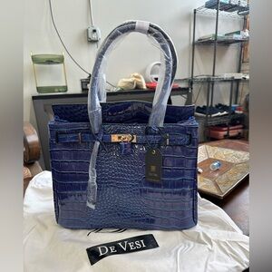 New De Vesi bag